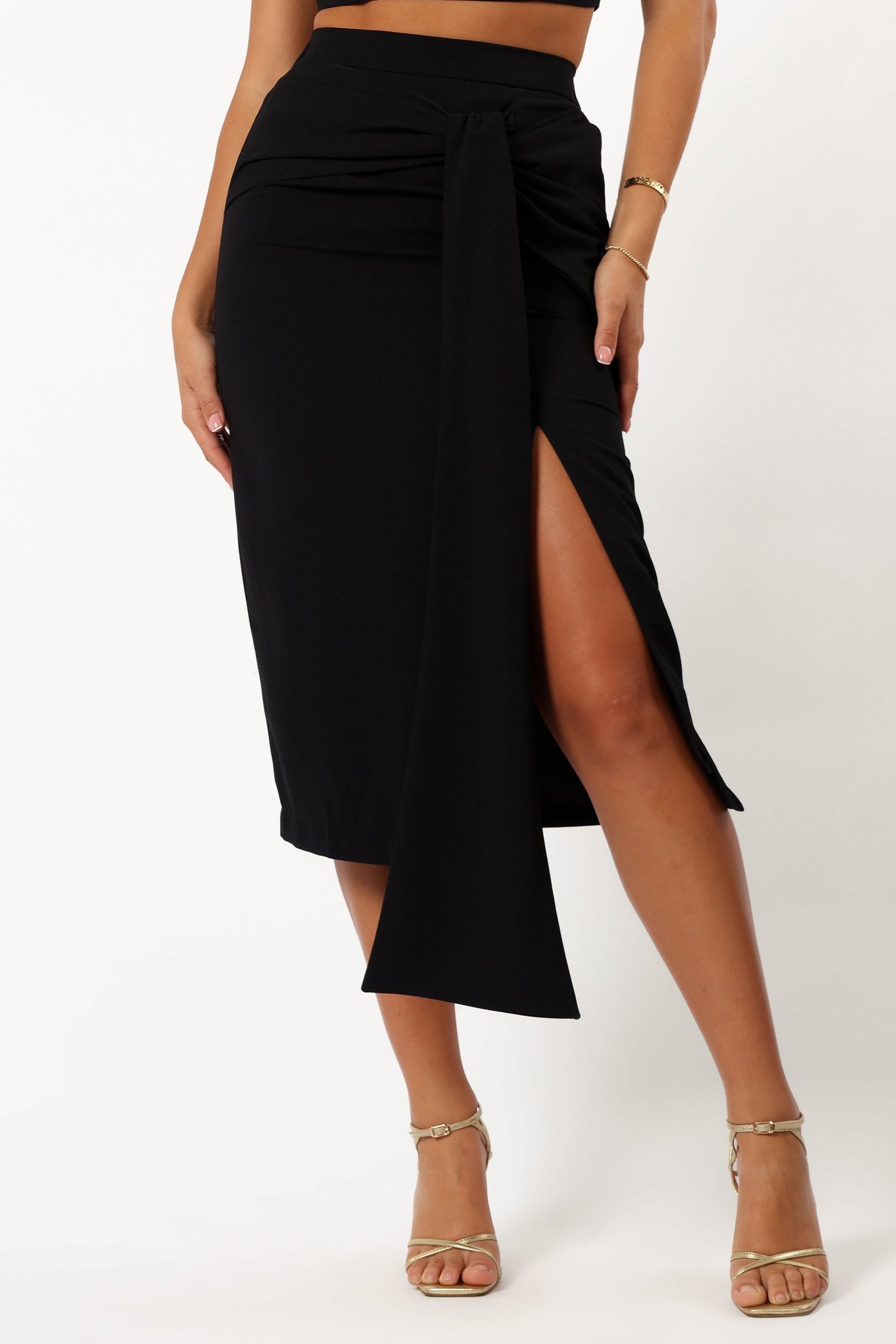 Zanita Set - Black - Image 8