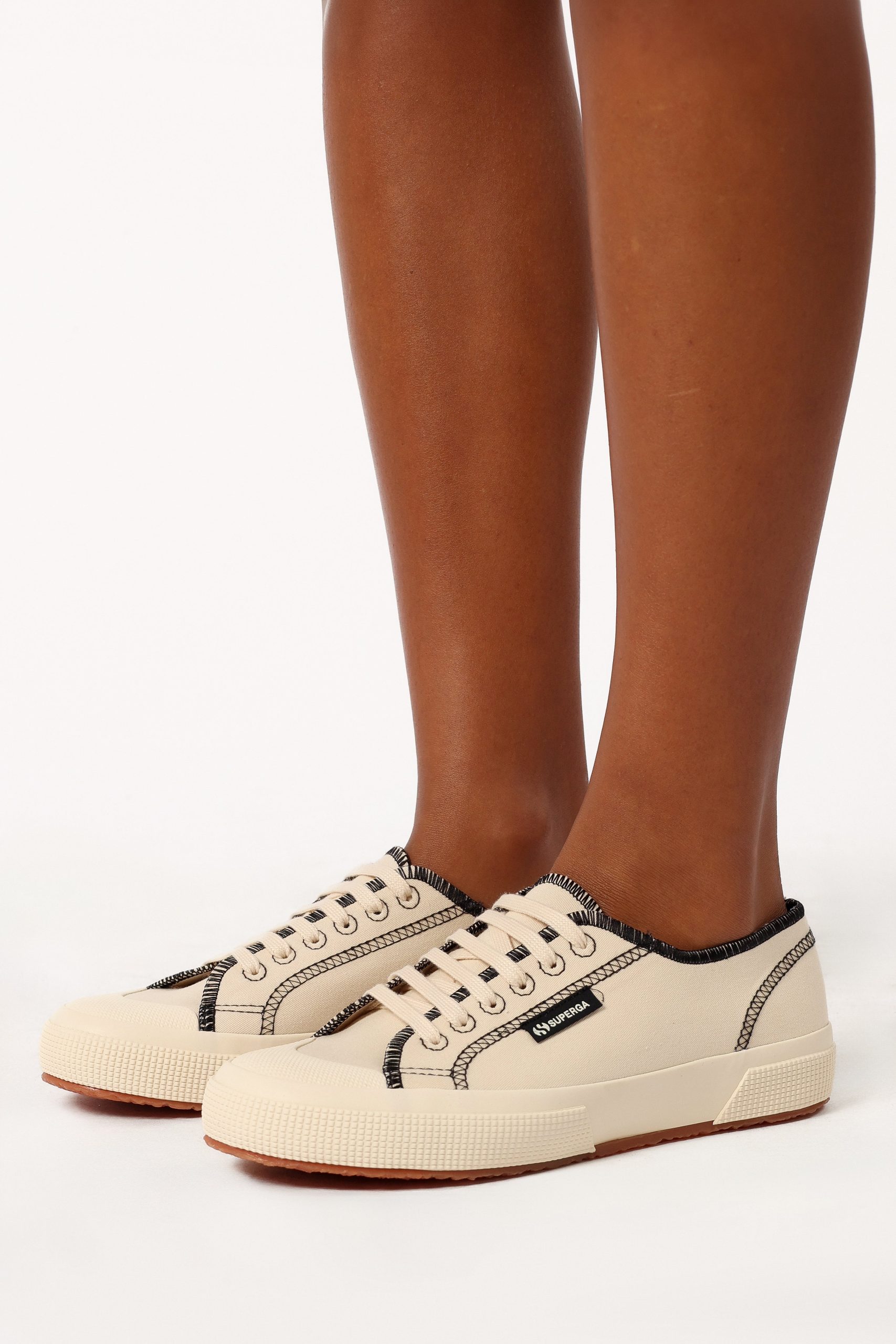 2294 Drill Overlock Stitching - Raw Off White - Image 2